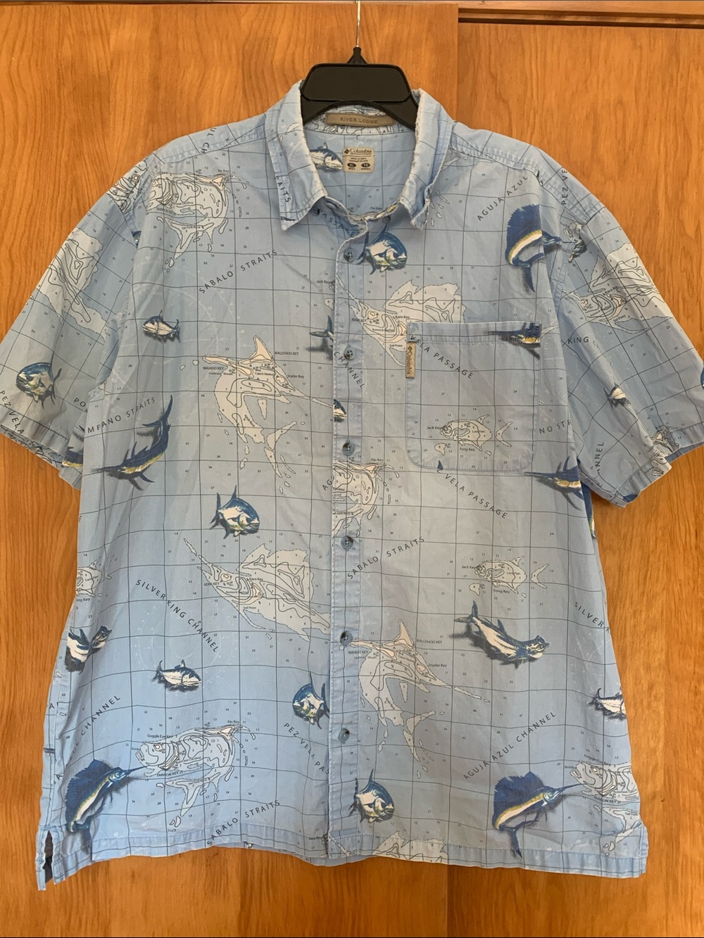 Columbia 100% Cotton River Lodge Fish Printed Short Sleeve Button-Up Shirt sz XL
